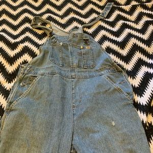Women’s Carhart overalls size medium 8/10 tall
